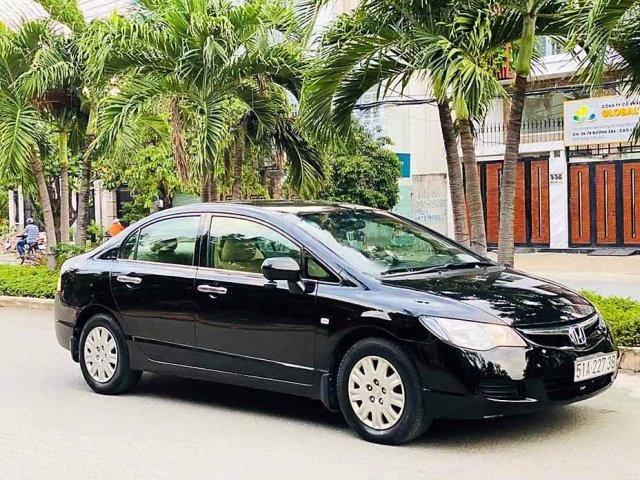 Cần bán Honda Civic 1.8 MT năm 2009, màu đen, xe nhập chính chủ, giá 279tr0