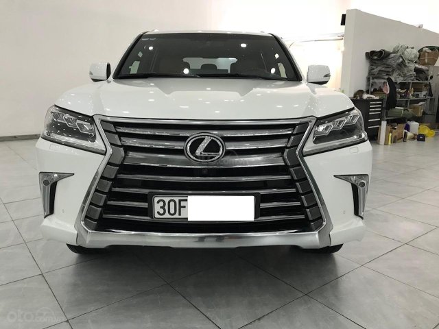 Bán Lexus LX 570 trắng nội thất da bò xe sản xuất 2016 đăng ký cá nhân siêu đẹp