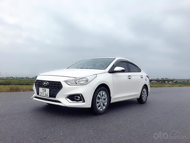 Bán Hyundai Accent sản xuất 2020 số sàn