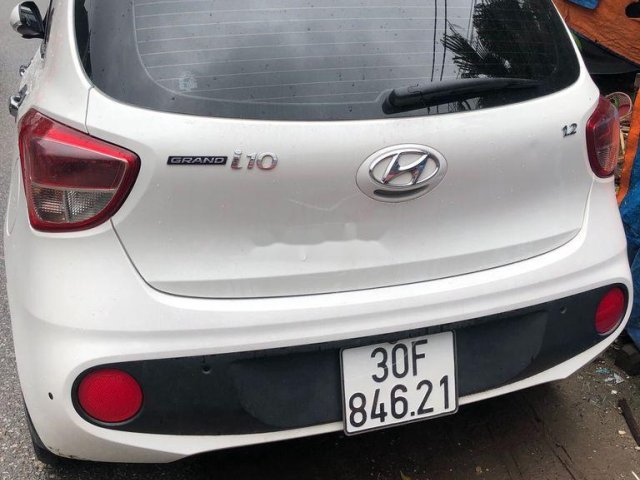 Cần bán xe Hyundai Grand i10 đời 2019, màu trắng0