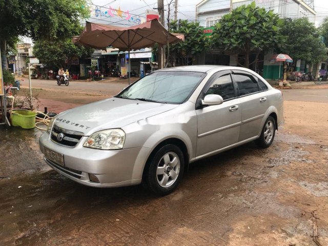 Bán ô tô Daewoo Lacetti sản xuất 2010, màu bạc, giá 158tr