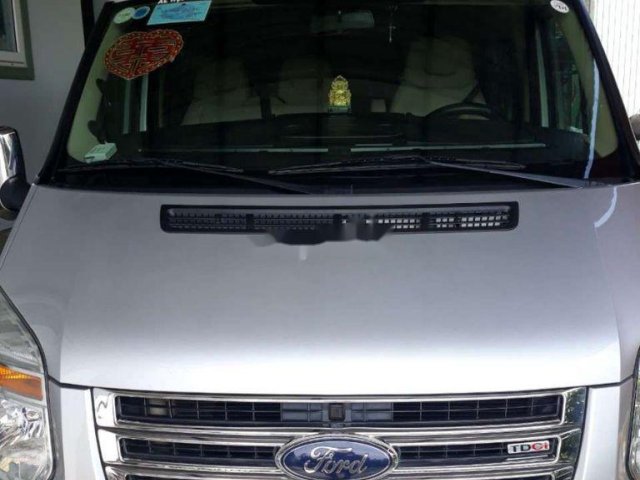 Bán ô tô Ford Transit đời 2018, màu bạc0