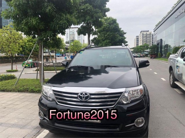 Bán Toyota Fortuner đời 2015, màu đen, giá tốt