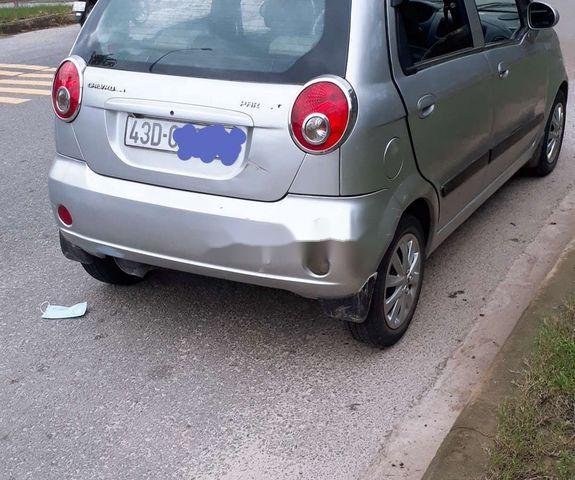 Bán xe Chevrolet Spark đời 2011, màu bạc, giá 100tr