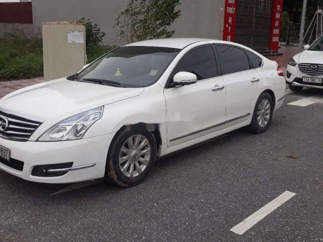 Chính chủ bán xe Nissan Teana sản xuất 2010, màu trắng