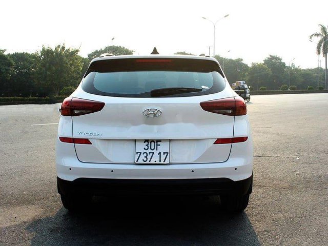 Bán Hyundai Tucson sản xuất năm 2020, màu trắng, giá chỉ 784 triệu0