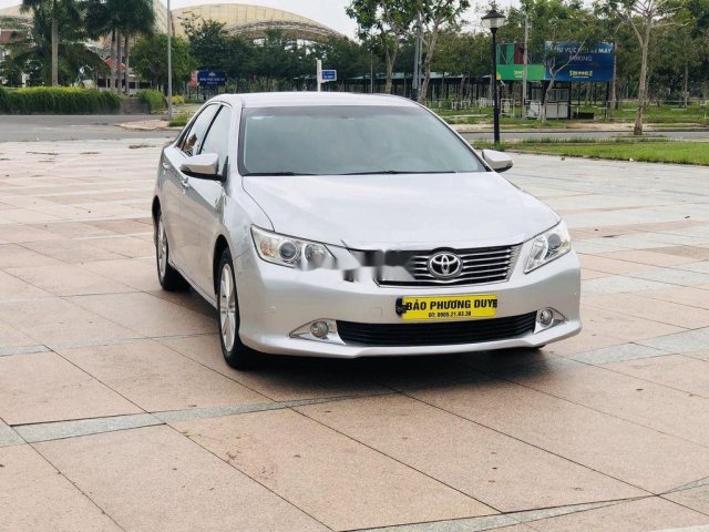 Bán ô tô Toyota Camry 2.5Q sản xuất 2012 còn mới, giá thấp, động cơ ổn định0