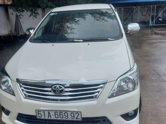 Cần bán lại xe Toyota Innova sản xuất 2013 còn mới0