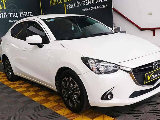 Bán Mazda 2 sản xuất 2018, màu trắng còn mới