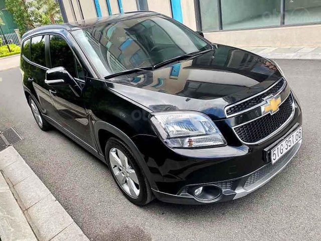 Bán Chevrolet Orlando sản xuất 2017, màu đen còn mới