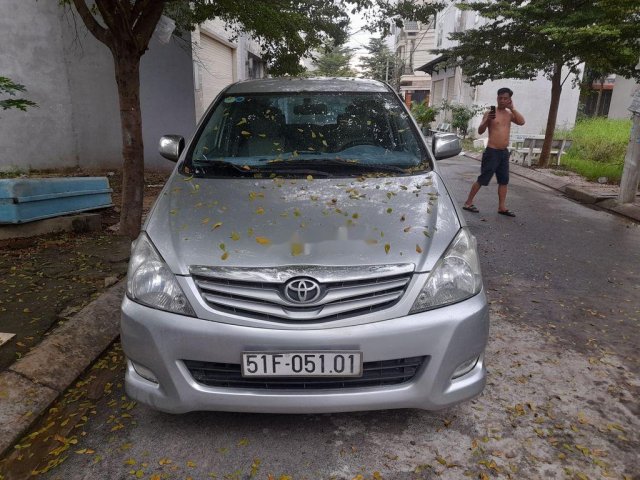 Cần bán gấp Toyota Innova năm sản xuất 2008 còn mới, 215tr0