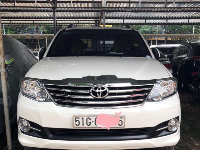 Bán Toyota Fortuner 2.7V năm sản xuất 2015, xe giá thấp, động cơ ổn định 