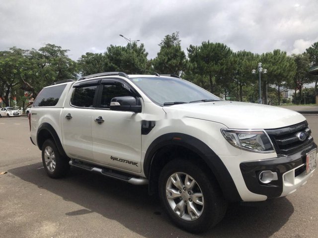 Cần bán lại xe Ford Ranger Wildtrak 2.2 AT đăng kí cuối 2014, giá thấp