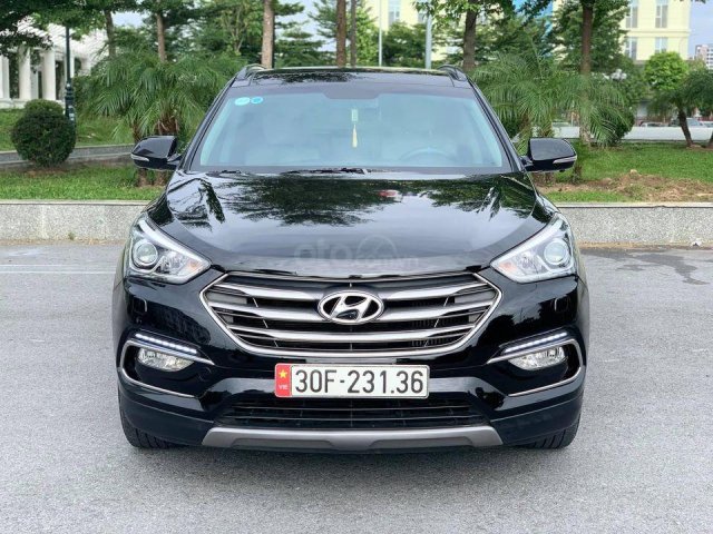 Bán gấp với giá ưu đãi chiếc Hyundai Santa Fe máy dầu đời 2018, xe một đời chủ giao nhanh