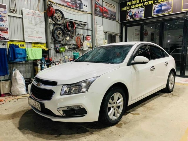 Bán Chevrolet Cruze số sàn 2016, màu trắng0