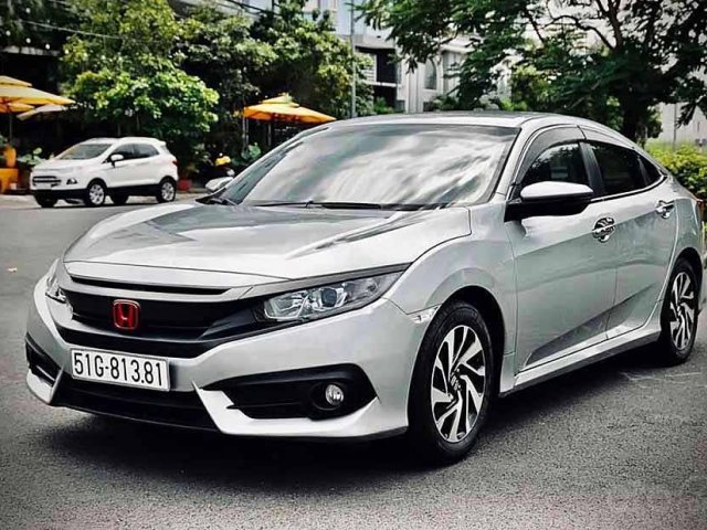 Bán Honda Civic sản xuất năm 2018, màu bạc, 658 triệu0