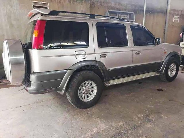 Bán xe Ford Everest đời 2005 giá cạnh tranh