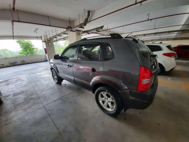 Bán Hyundai Tucson năm sản xuất 2010, màu xám, nhập khẩu, ít sử dụng 0