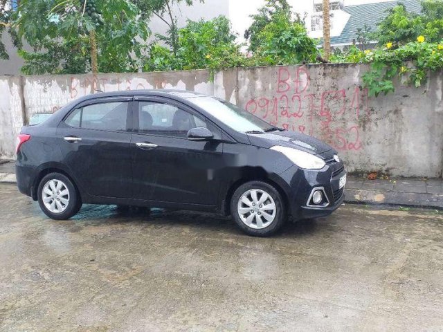 Bán xe Hyundai Grand i10 đời 2015, màu đen, nhập khẩu0