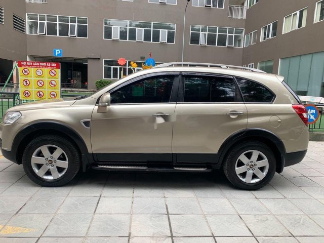 Chính chủ bán lại xe Chevrolet Captiva đời 2009, màu vàng cát