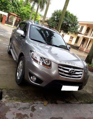 Bán Hyundai Santa Fe đời 2010, màu xám, bản full máy dầu