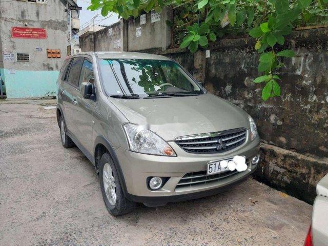 Bán xe Mitsubishi Zinger đời 2013, màu vàng0