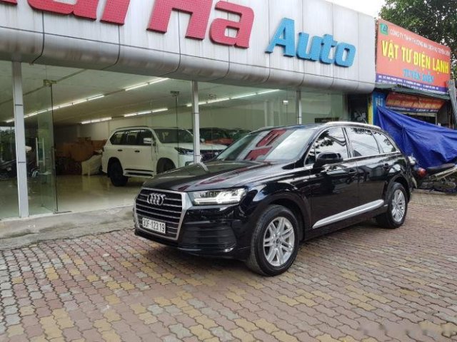 Bán ô tô Audi Q7 2.0 TFSI sản xuất 2018, màu đen