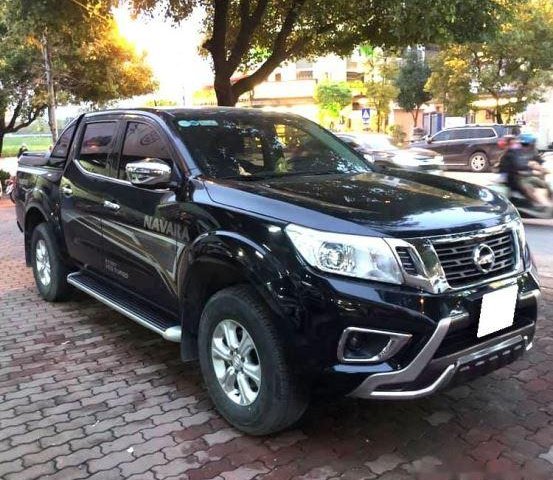 Bán Nissan Navara năm 2019, màu đen, số tự động, 533tr0