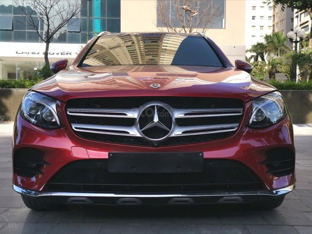 Mercedes Benz GLC300 4Matic đỏ nâu 2018