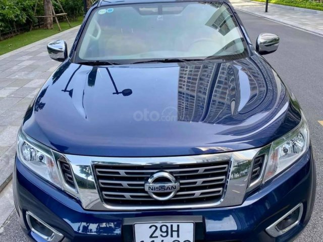 Cần bán xe Nissan Navara đời 2018, màu xanh lam0