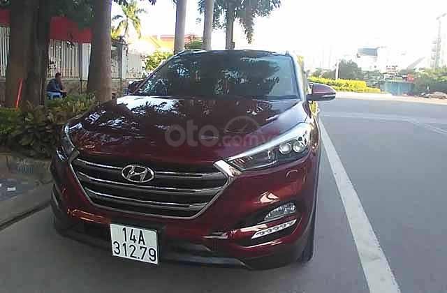 Cần bán xe Hyundai Tucson năm sản xuất 2018, màu đỏ còn mới giá cạnh tranh