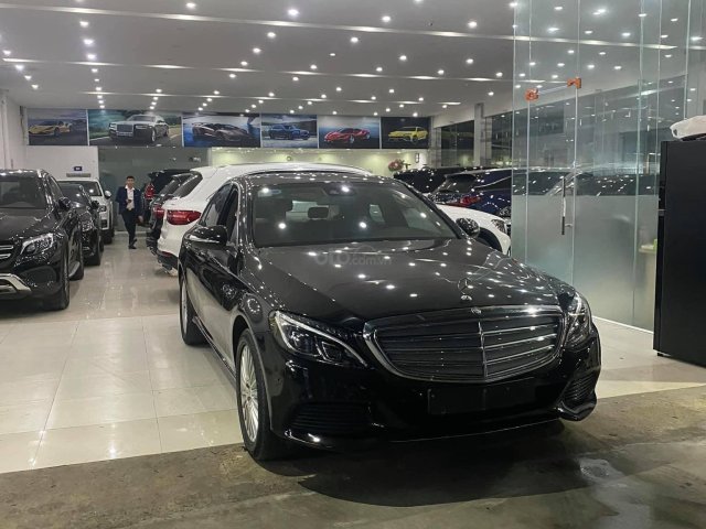 Bán xe Mercedes C250 Exclusive đời 2016, màu đen