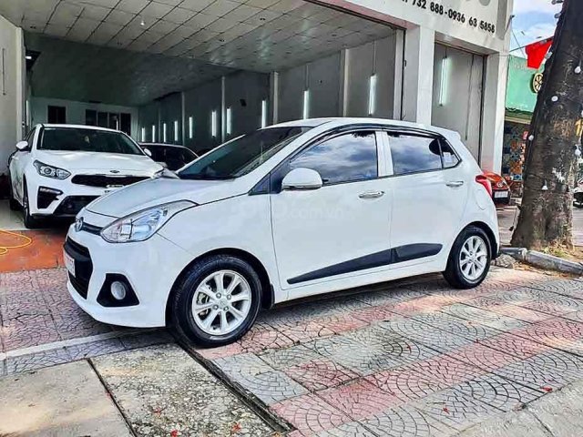 Cần bán xe Hyundai Grand i10 sản xuất 2017, màu trắng, nhập khẩu nguyên chiếc còn mới, 349tr