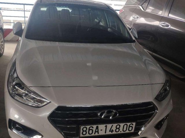 Cần bán gấp Hyundai Accent MT năm sản xuất 2020, xe nhập, còn mới