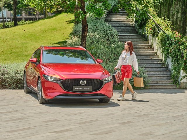 Bán xe Mazda 3 đời mới nhất 2020, màu đỏ0