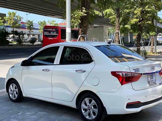 Bán ô tô Hyundai Grand i10 năm sản xuất 2019, màu trắng còn mới, 355tr0