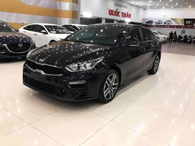 Cần bán gấp Kia Cerato sản xuất năm 2019, màu đen còn mới, 569tr0