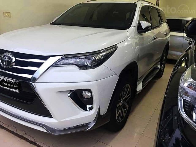 Bán Toyota Fortuner năm sản xuất 2017, màu trắng, xe nhập còn mới