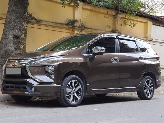 Bán Mitsubishi Xpander AT 2019 tự động màu nâu đồng, xe còn mới0