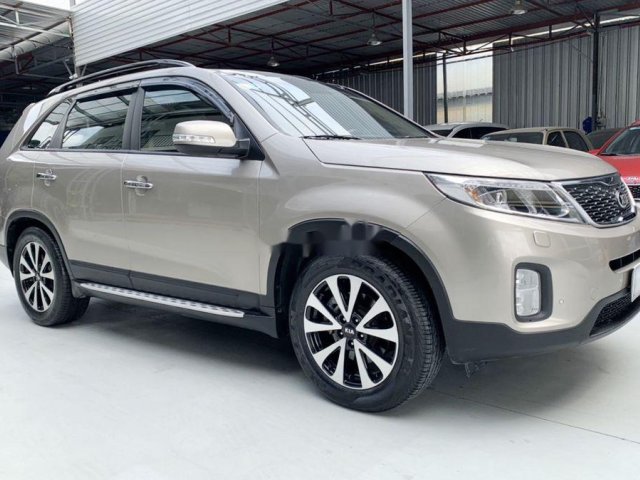 Cần bán xe Kia Sorento 2.2DATH đời 2016, số tự động, 710tr0