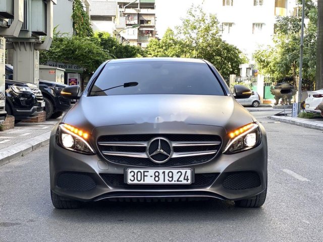 Bán Mercedes C200 đời 2018, màu xám 0