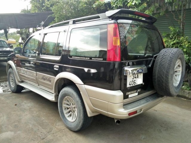 Cần bán Ford Everest XLT 4x4 sản xuất 2005, màu đen chính chủ