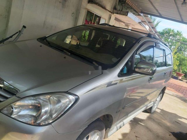 Bán xe Toyota Innova sản xuất năm 2008 còn mới, giá 290tr