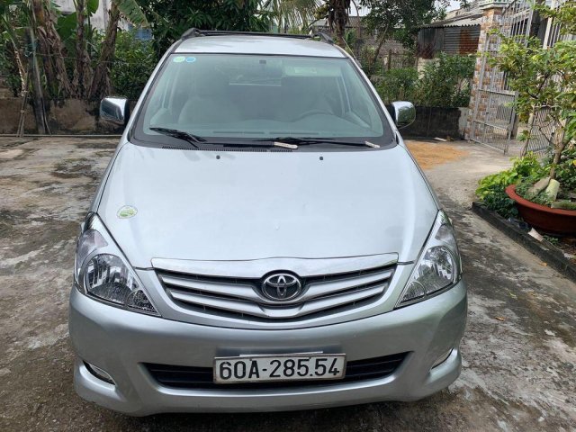 Bán Toyota Innova G 2009, màu bạc xe gia đình, 289tr0