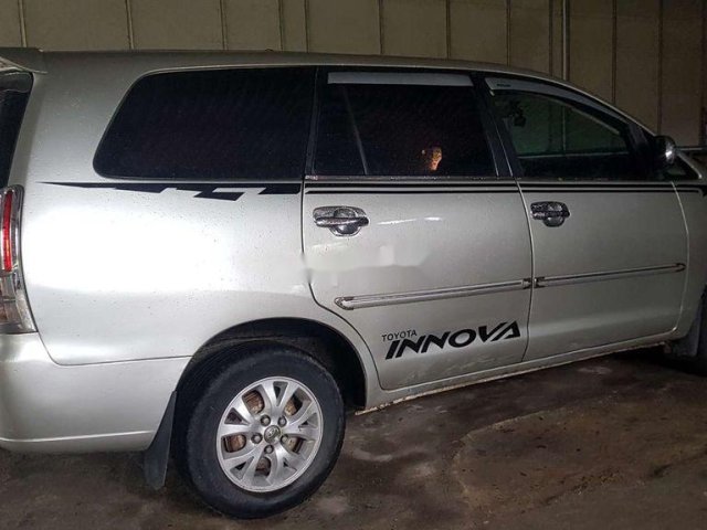 Xe Toyota Innova năm 2007 còn mới0