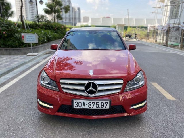 Cần bán xe Mercedes C class sản xuất 2014 còn mới giá cạnh tranh0