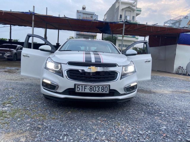 Bán xe Chevrolet Cruze đời 2015, màu trắng