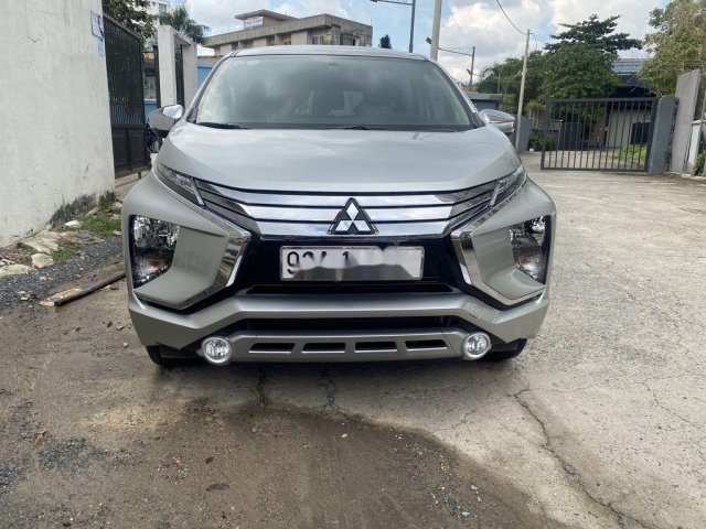 Bán xe Mitsubishi Xpander 2019, màu bạc, xe gia đình