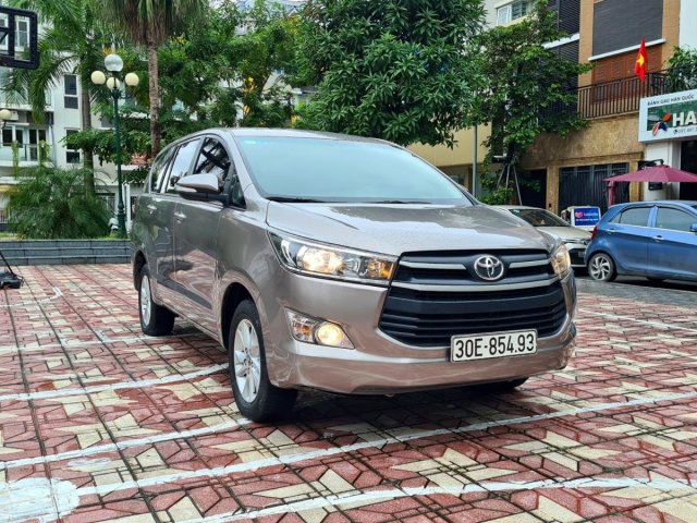 Ưu đãi giảm giá sâu với chiếc Toyota Innova G đời 2017, xe một đời chủ còn mới0