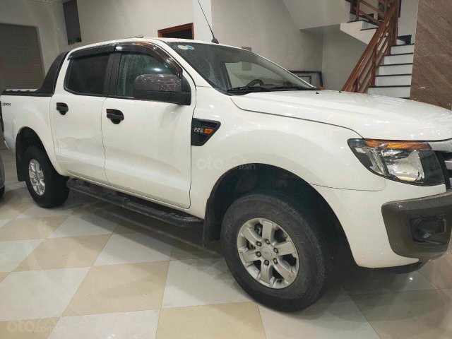 Hỗ trợ mua xe giá thấp với chiếc Ford Ranger XLS 2.2L số tự động, 1 cầu, máy dầu, sản xuất năm 2015